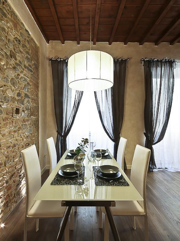 Apartments Florence - Giglio Santa Trinita Bilik gambar